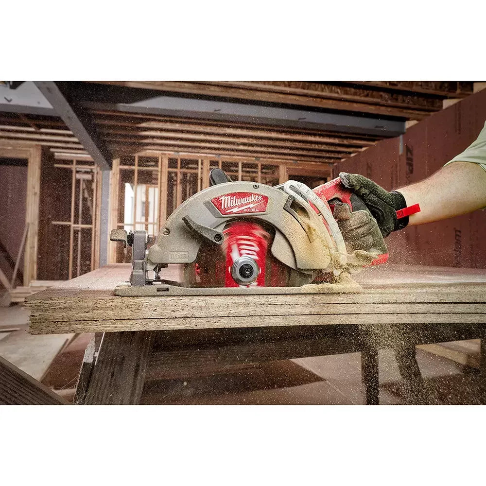 Milwaukee 2732-21HDSB M18 FUEL 18V 7-1/4" Circular Saw Kit w/ 25 Saw Blades