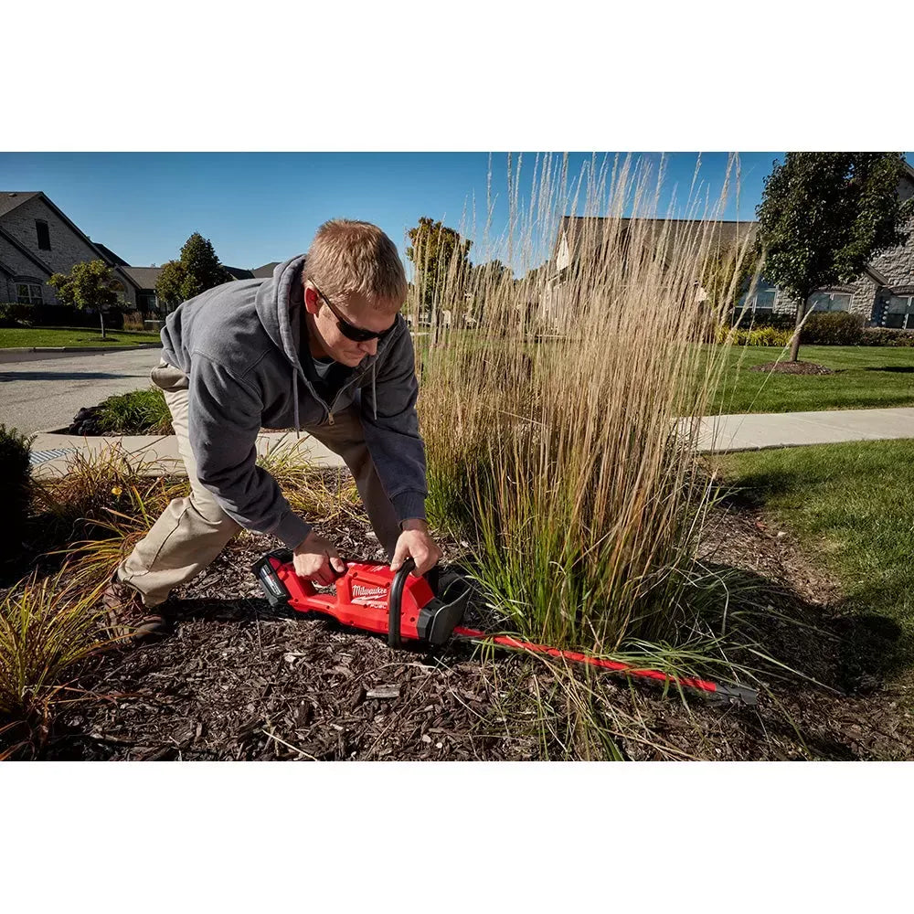 Milwaukee 2726-20 M18 FUEL 18V 24-Inch Ergonomic Hedge Trimmer - Bare Tool