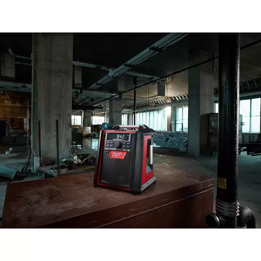 Milwaukee Pre-Sale 2792-20 M18 18V Jobsite Bluetooth Radio/Charger - Bare Tool
