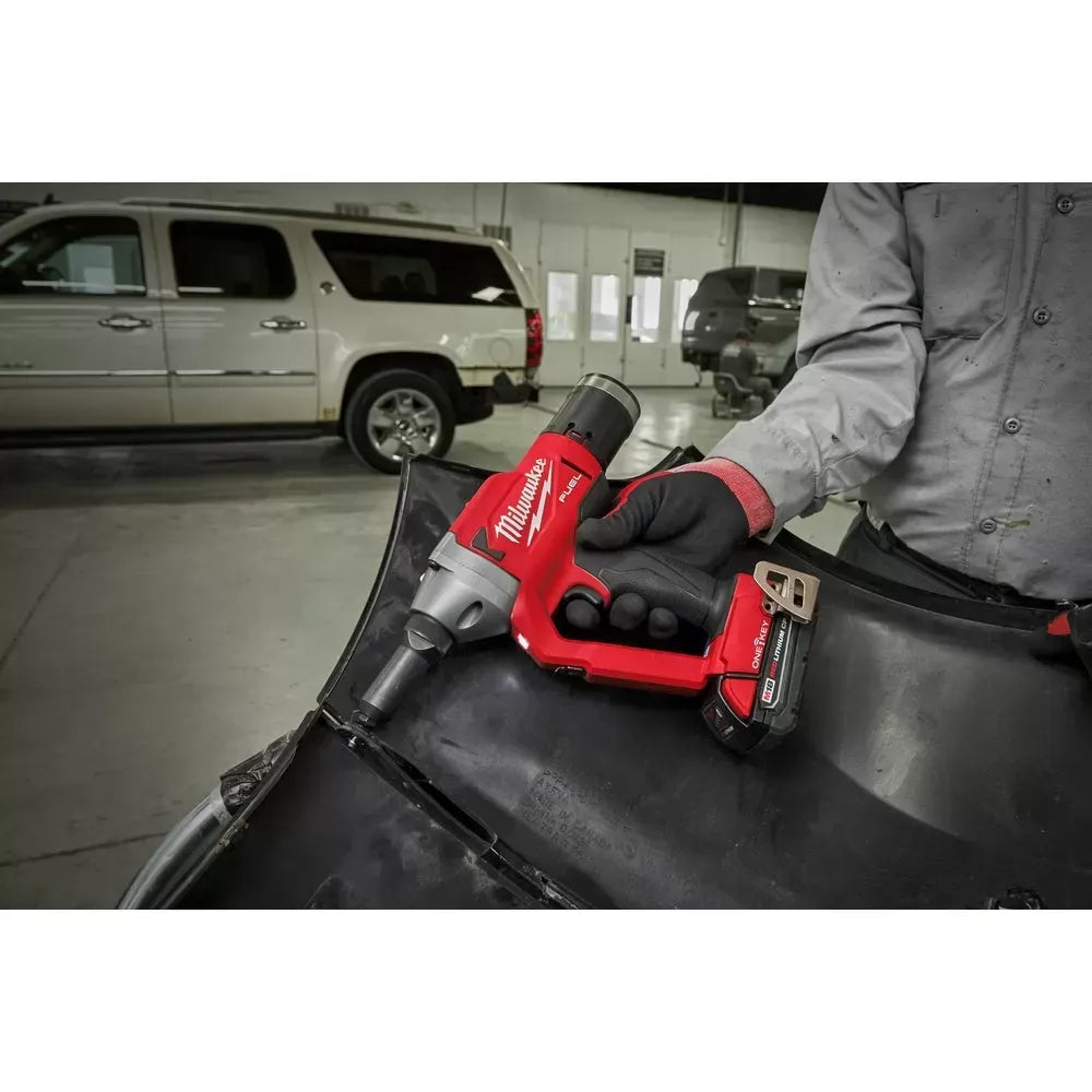 Milwaukee 2660-22CT M18 FUEL 18V 1/4" Li-Ion Blind Rivet Tool Kit w/ ONE-KEY