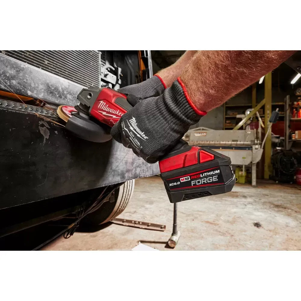 Milwaukee 48-59-1861 M18 18V Dual Bay Super Charger Starter Kit