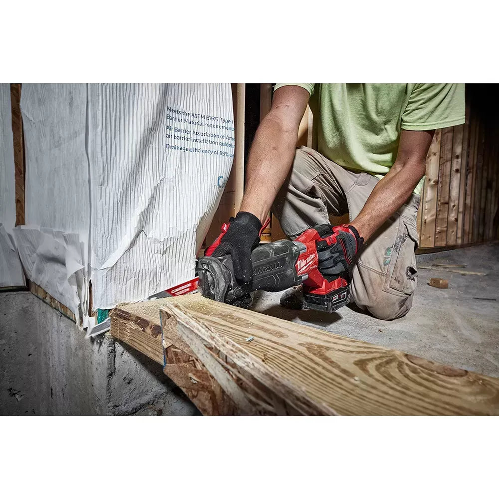 Milwaukee 2821-21FB M18 FUEL 18V SAWZALL Kit w/ M18 FORGE XC6.0 /Blades