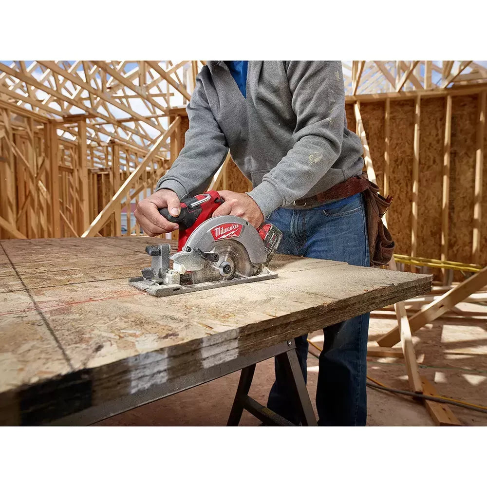 Milwaukee 2730-20 M18 FUEL 18V 6-1/2-Inch Circular Saw w/ Blade - Bare Tool