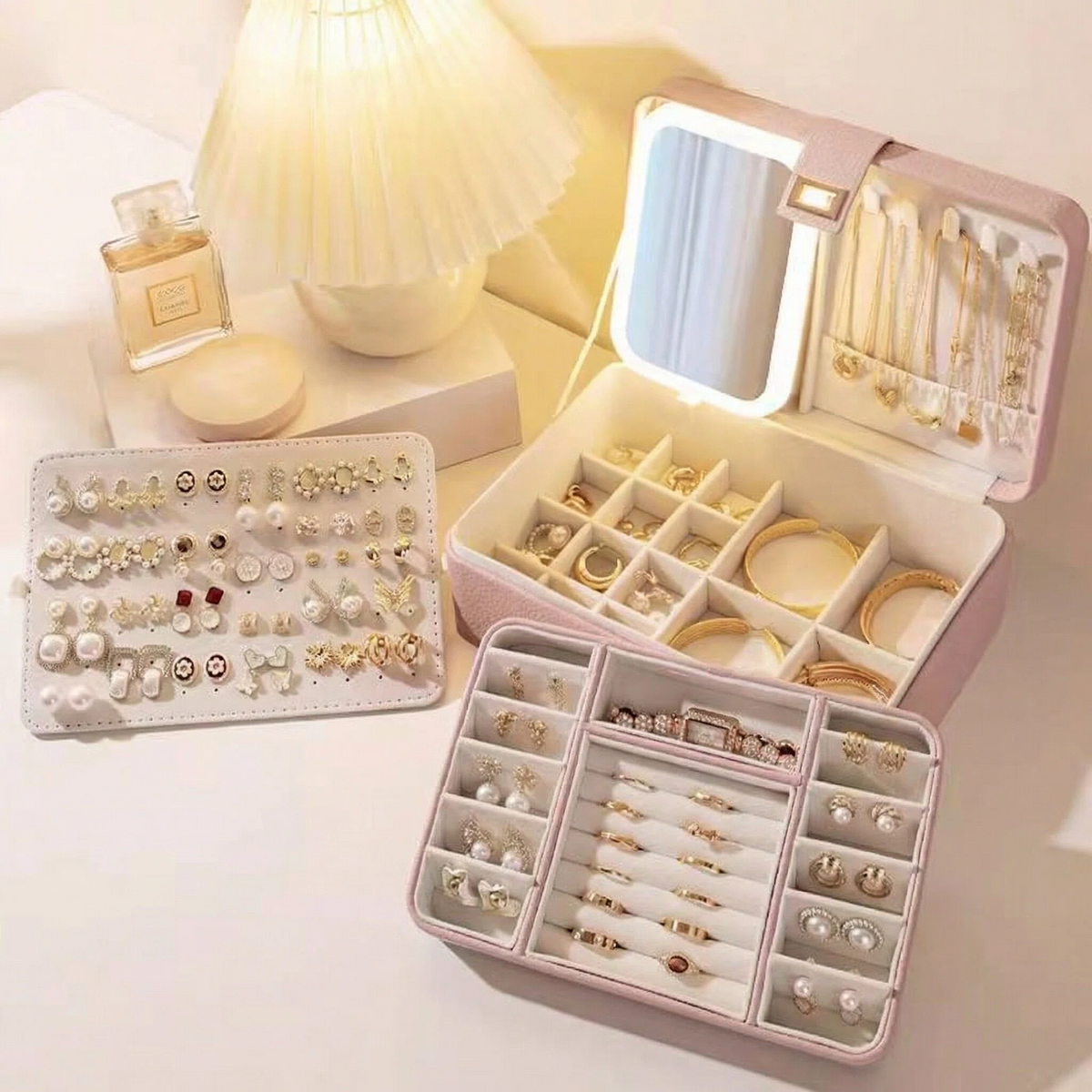 Built-in LED Light Makeup Mirror Jewelry Box