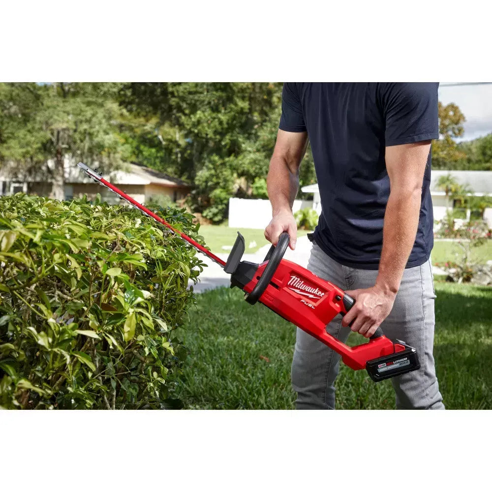 Milwaukee 3001-20 M18 FUEL 18" Ergonomic Cordless Hedge Trimmer - Bare Tool