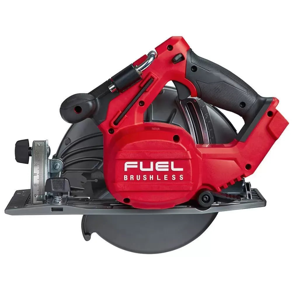 Milwaukee 48-59-1861 M18 FORGE 18V Battery Charger Combo Kit w/ M18 Circular Saw