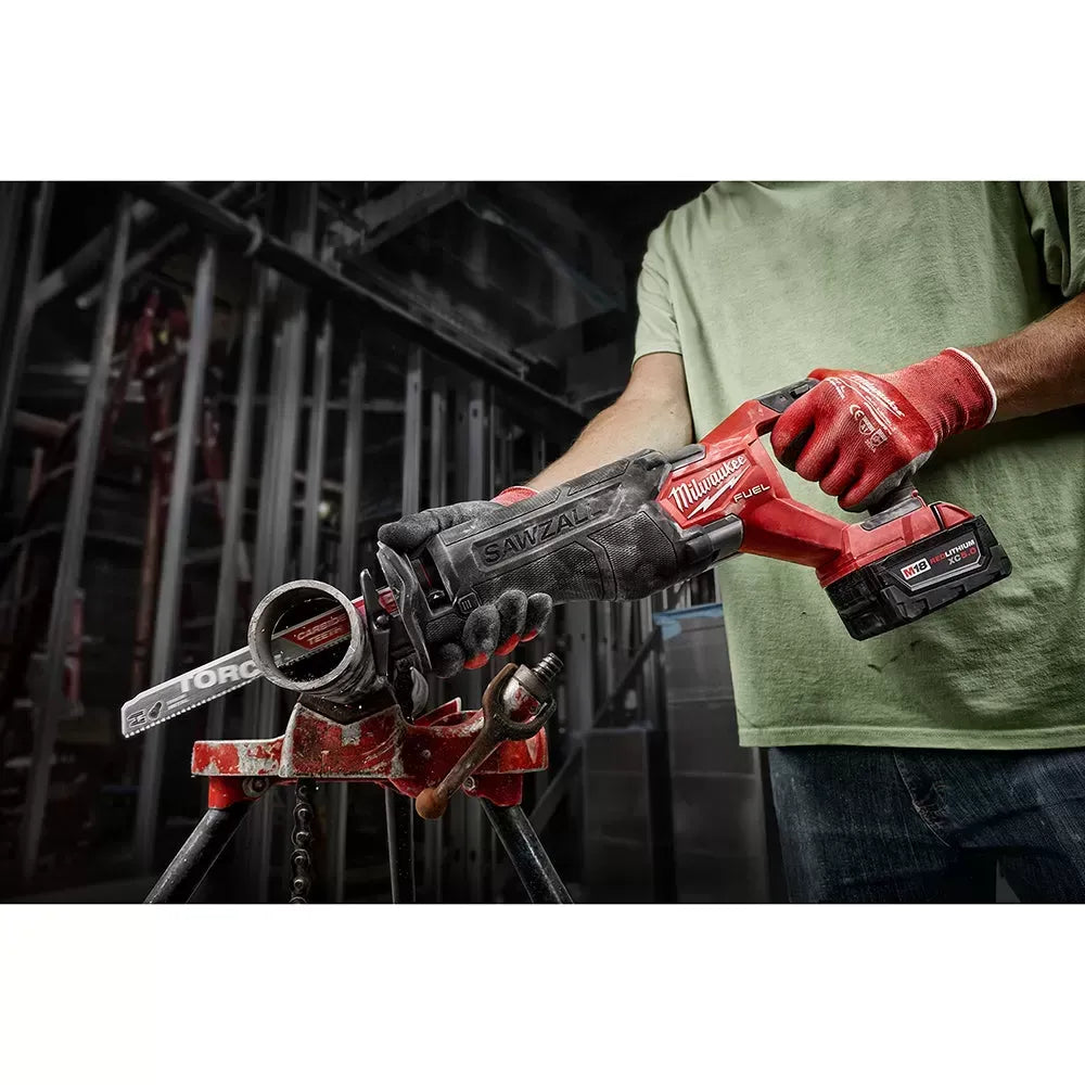Milwaukee 2732-20 M18 FUEL 18V 7-1/4" Circular Saw w/ SAWZALL Reciprocating Saw